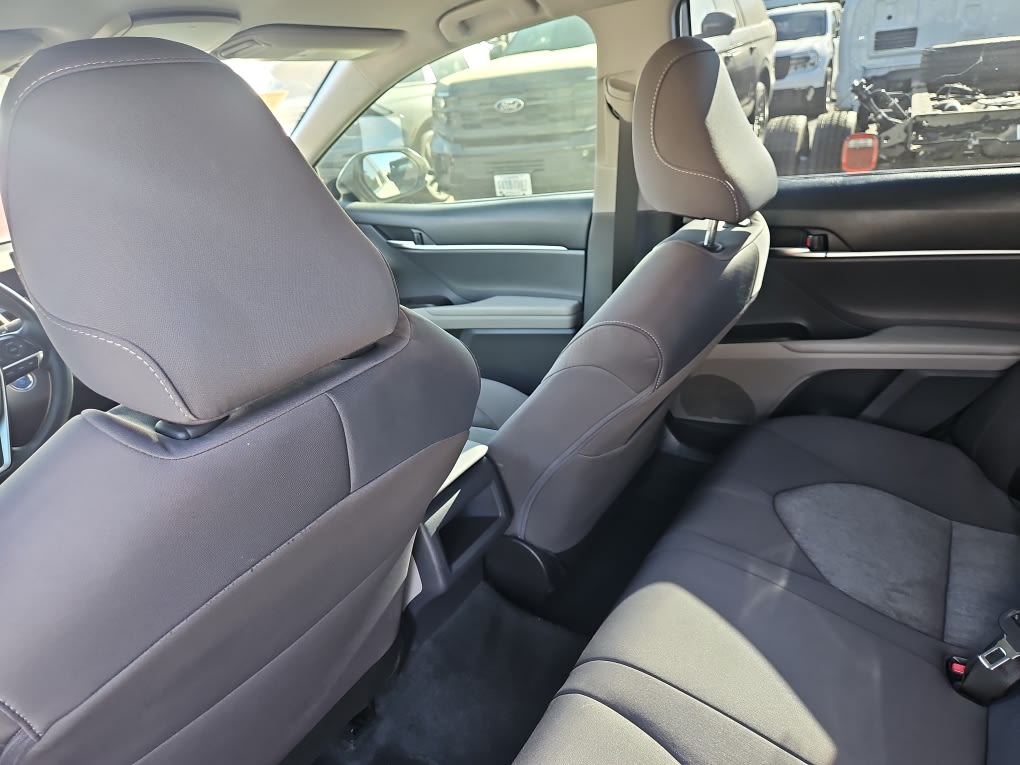 Thumbnail: 2022 Toyota Camry - 10