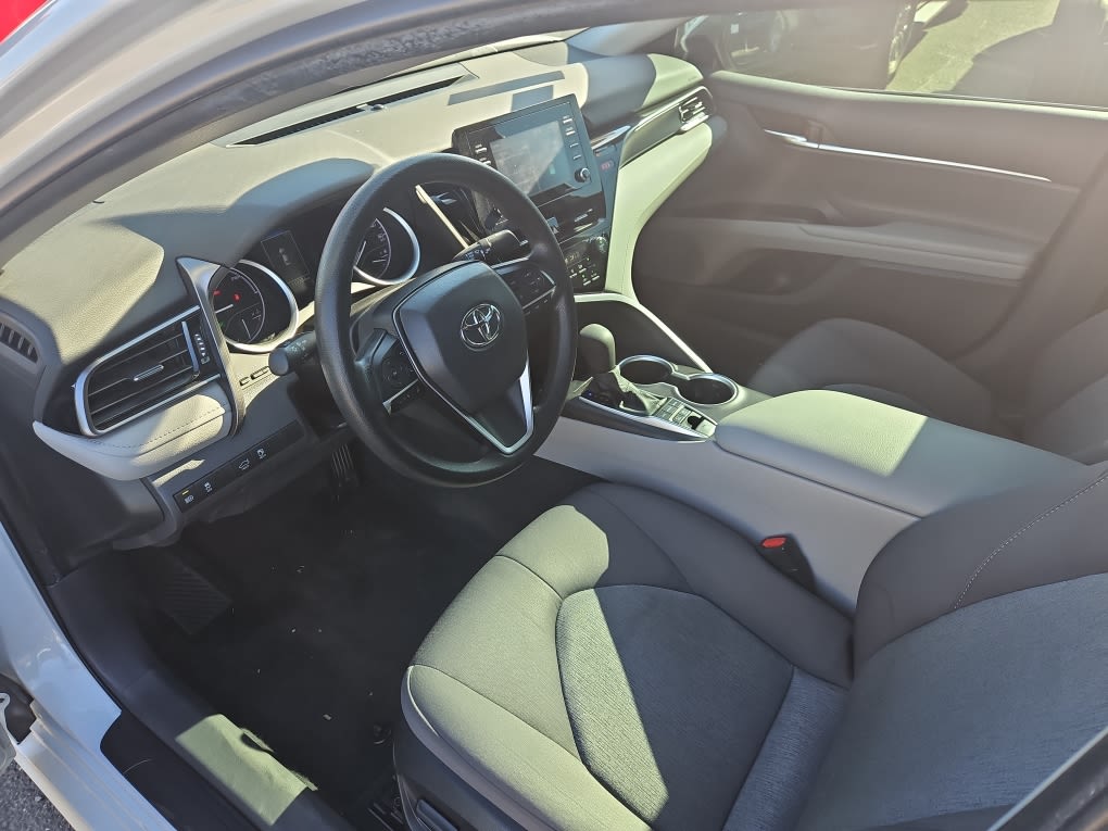Thumbnail: 2022 Toyota Camry - 12