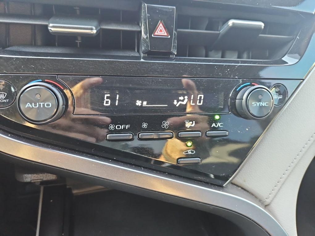 Thumbnail: 2024 Toyota Camry - 20