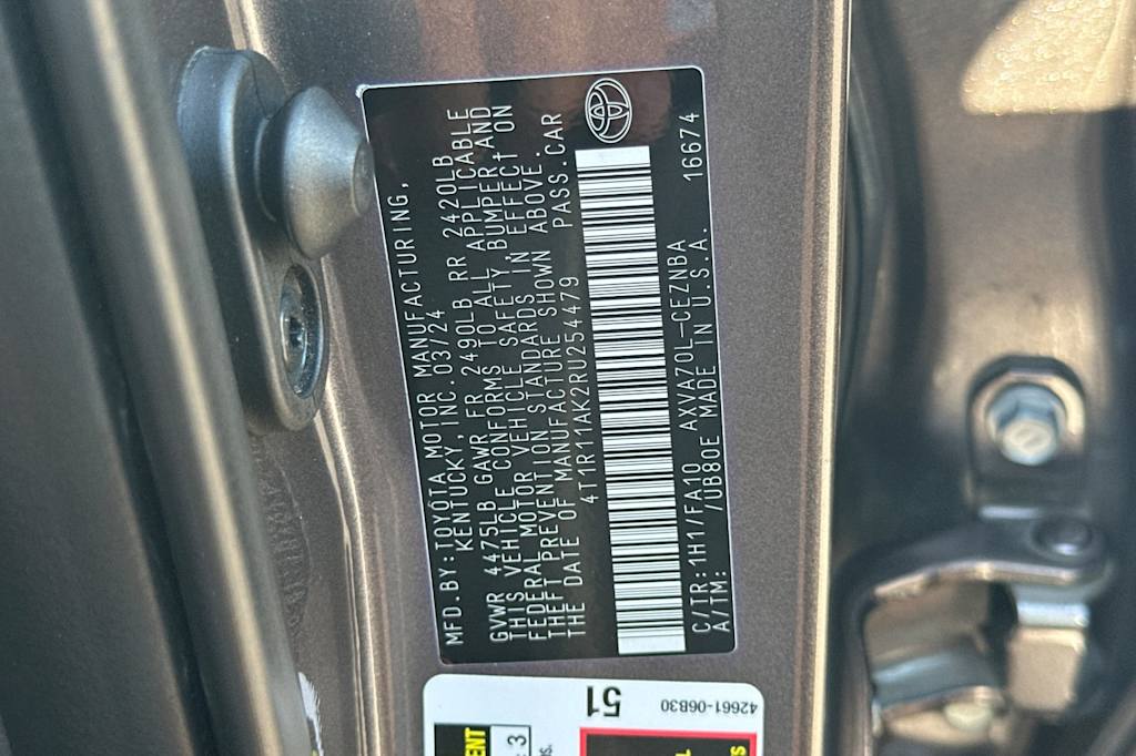 Thumbnail: 2024 Toyota Camry - 18