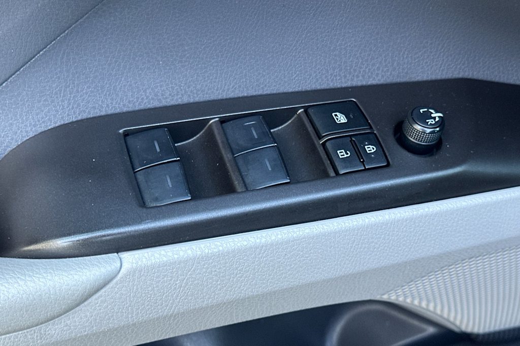 Thumbnail: 2024 Toyota Camry - 23