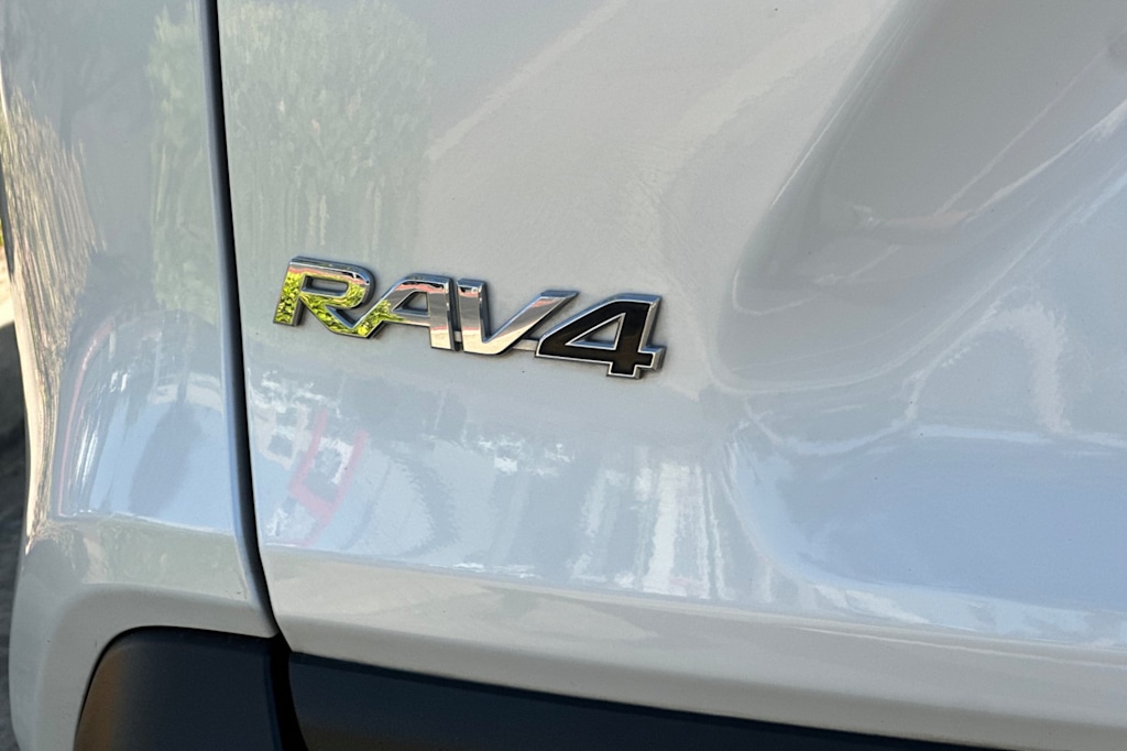 Thumbnail: 2024 Toyota RAV4 - 29