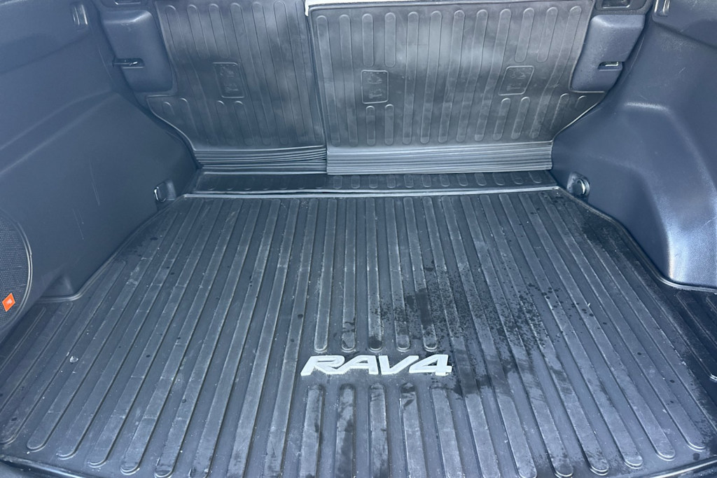Thumbnail: 2024 Toyota RAV4 - 7