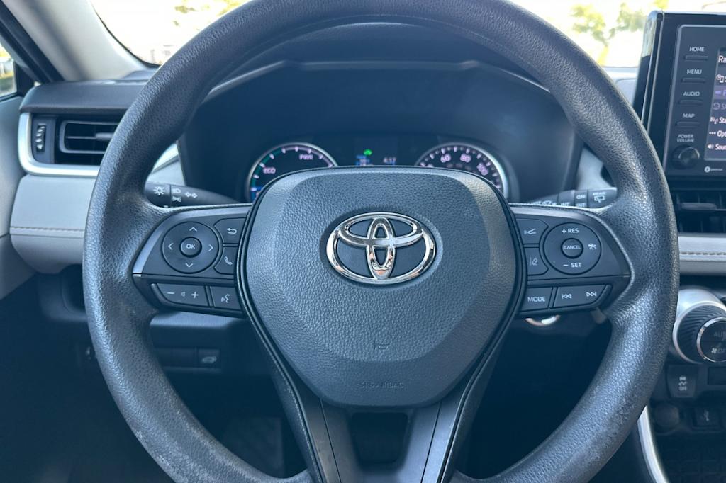 Thumbnail: 2022 Toyota RAV4 - 27