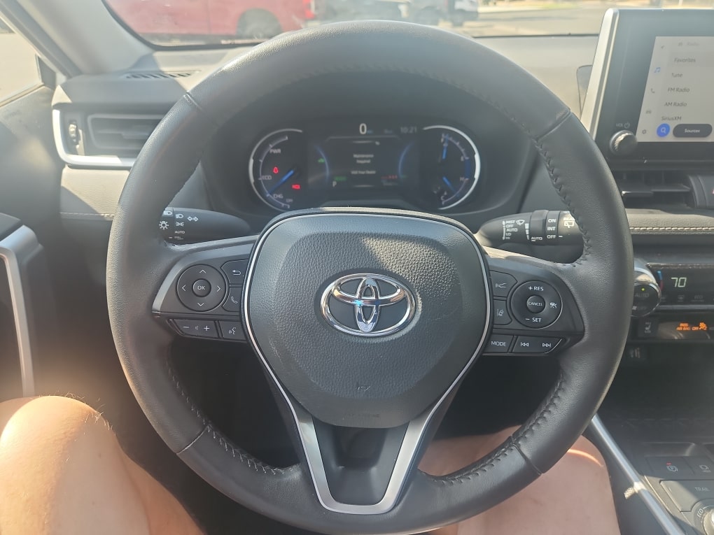 Thumbnail: 2024 Toyota RAV4 - 20
