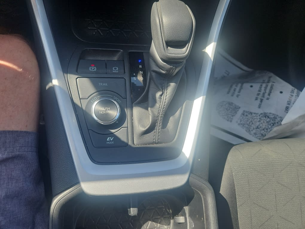 Thumbnail: 2024 Toyota RAV4 - 12