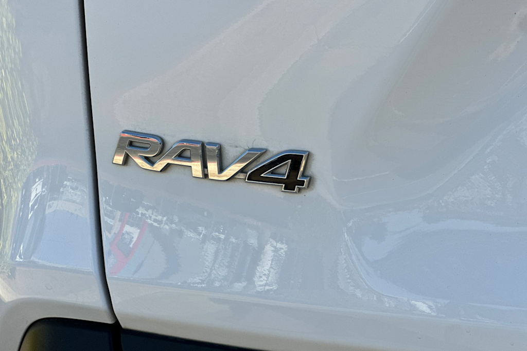 Thumbnail: 2024 Toyota RAV4 - 7