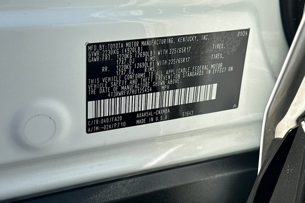 Thumbnail: 2024 Toyota RAV4 - 17