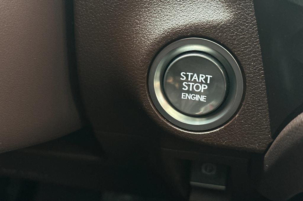 Thumbnail: 2019 Lexus ES - 23