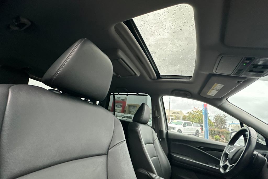 Thumbnail: 2022 Honda Pilot - 23