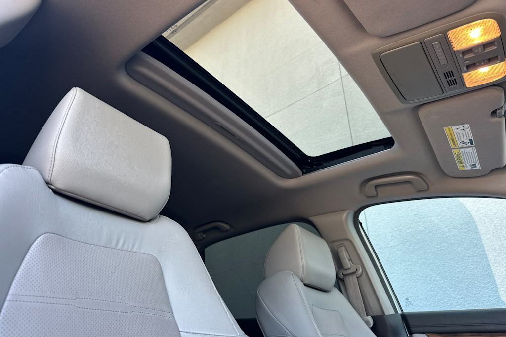 Thumbnail: 2019 Honda CR-V - 23