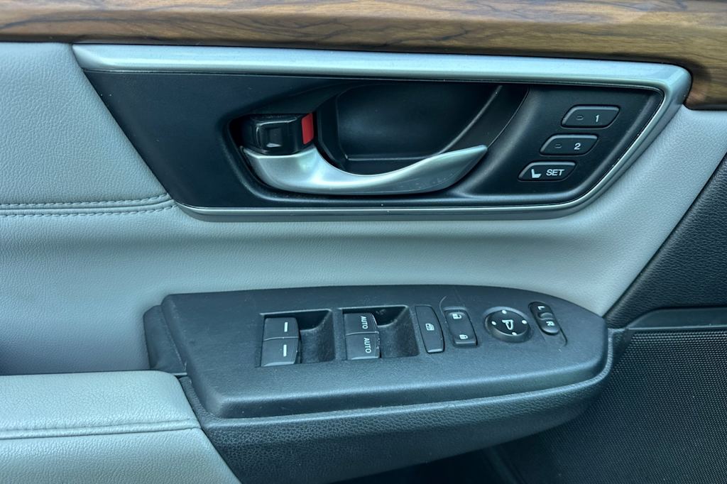 Thumbnail: 2019 Honda CR-V - 21