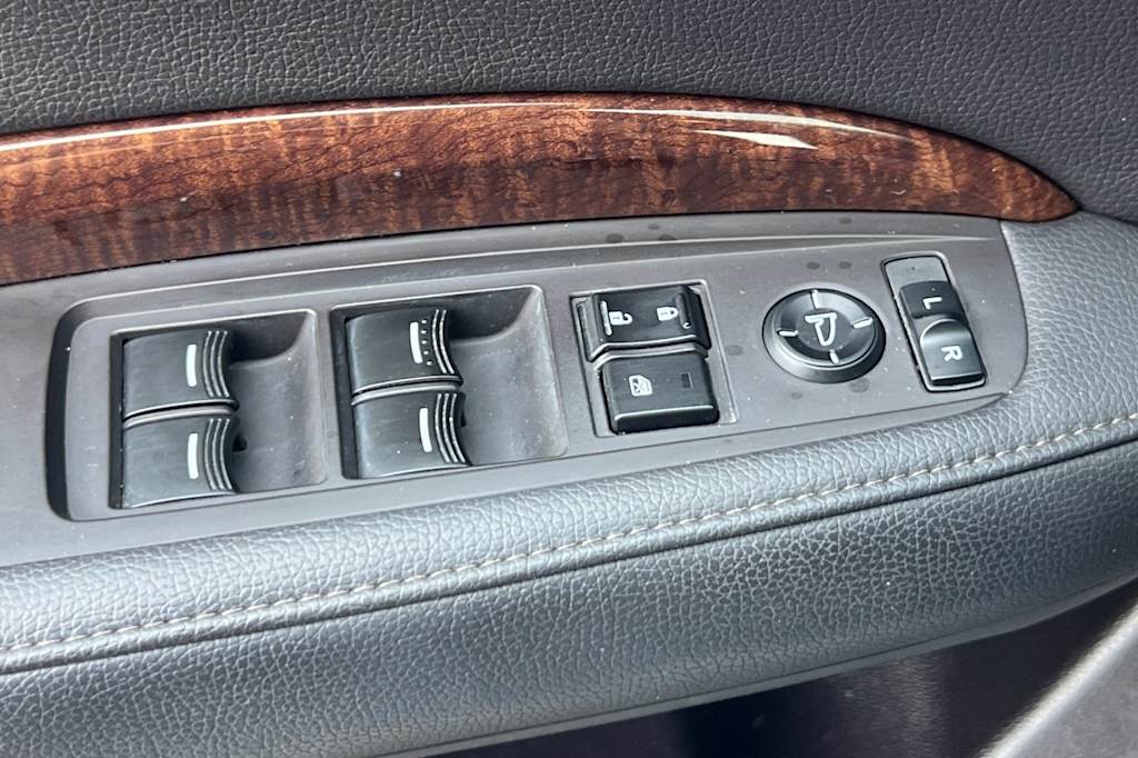 Thumbnail: 2020 Acura MDX - 21