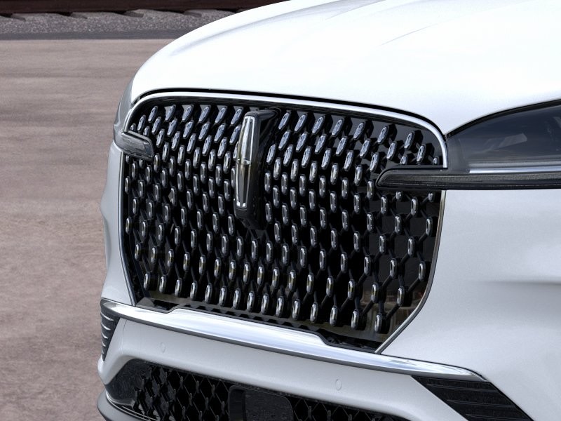 Thumbnail: 2026 Lincoln Aviator - 12