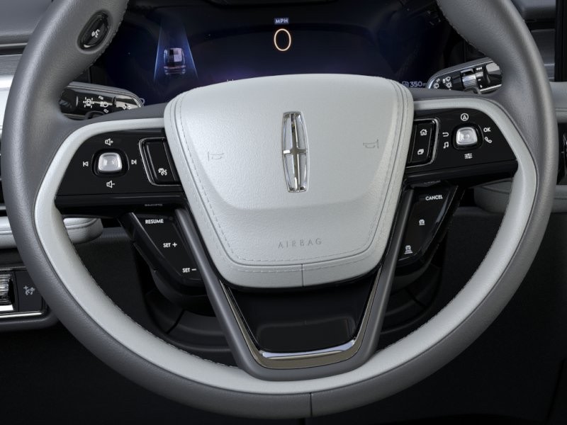 Thumbnail: 2026 Lincoln Aviator - 18