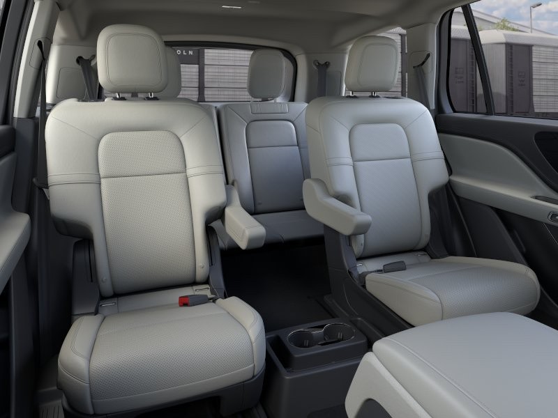 Thumbnail: 2026 Lincoln Aviator - 11