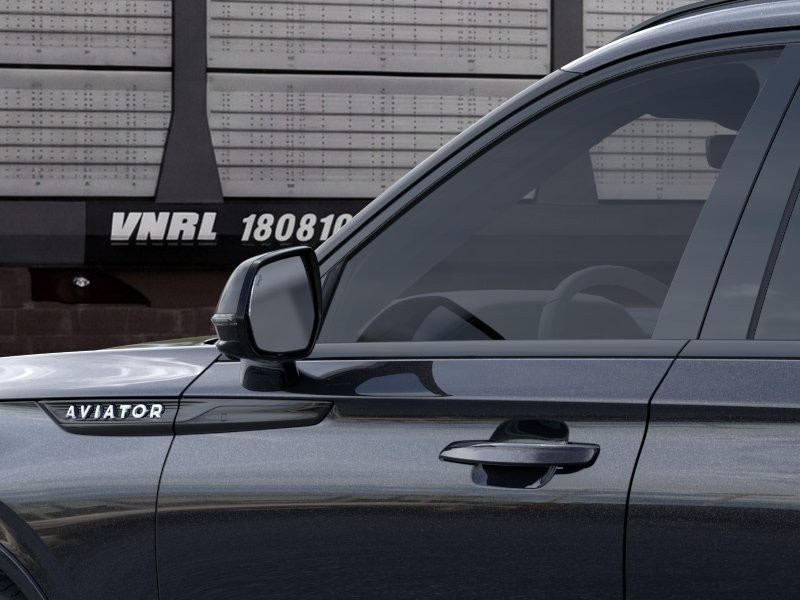 Thumbnail: 2026 Lincoln Aviator - 21