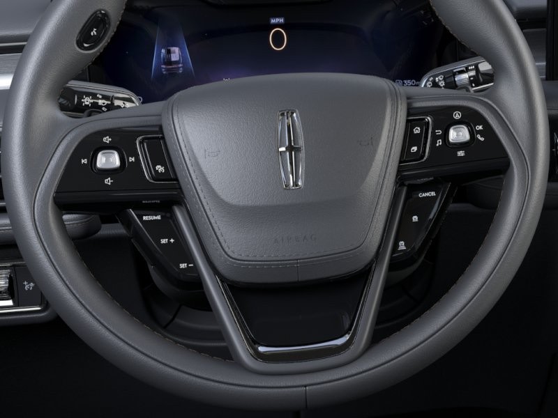 Thumbnail: 2026 Lincoln Aviator - 18