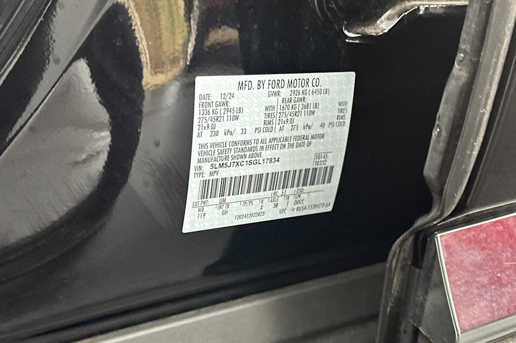 Thumbnail: 2025 Lincoln Aviator - 16