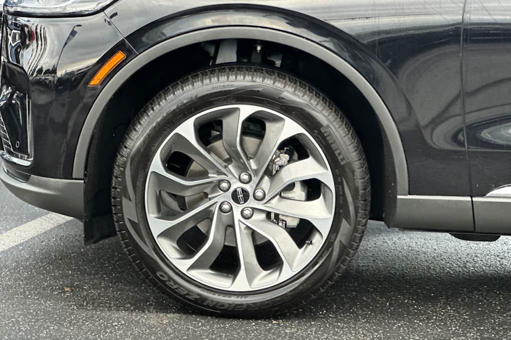 Thumbnail: 2025 Lincoln Aviator - 8
