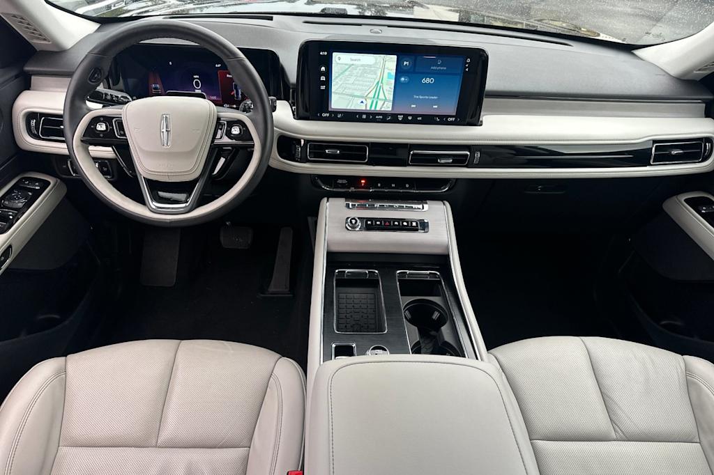 Thumbnail: 2025 Lincoln Aviator - 2