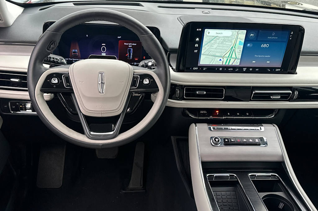 Thumbnail: 2025 Lincoln Aviator - 11