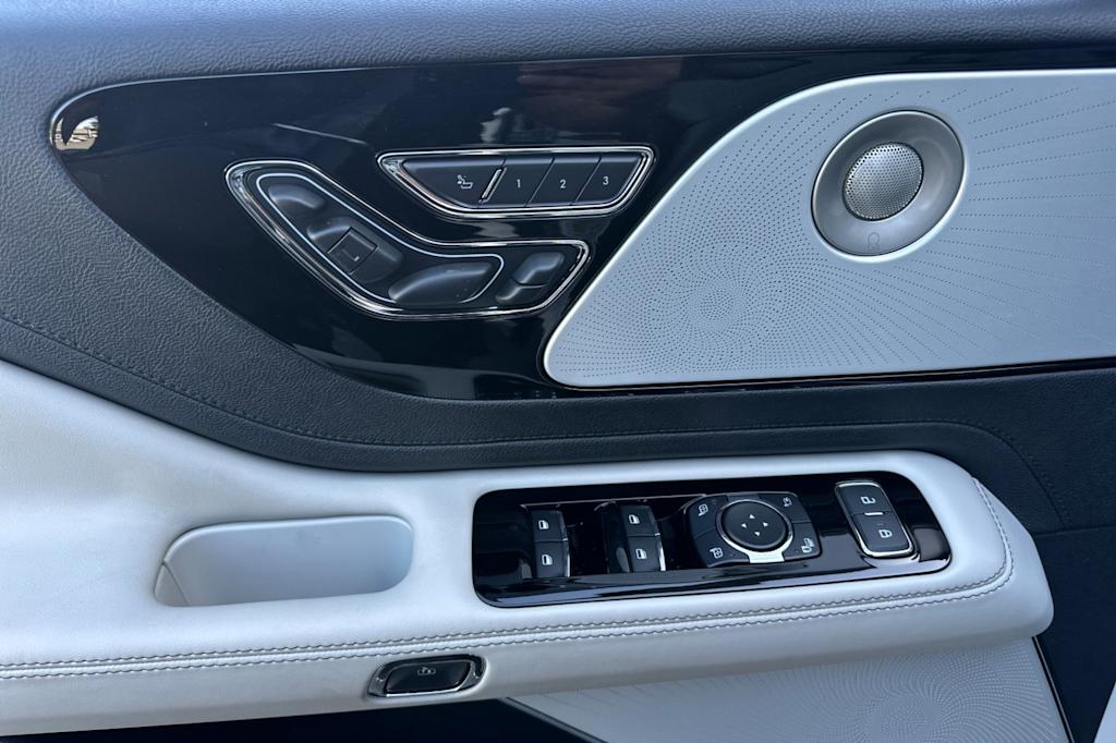 2025 Lincoln Aviator Reserve 21