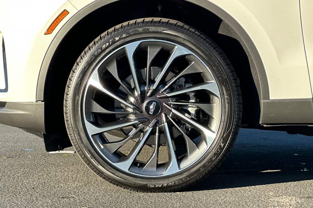 Thumbnail: 2026 Lincoln Aviator - 8