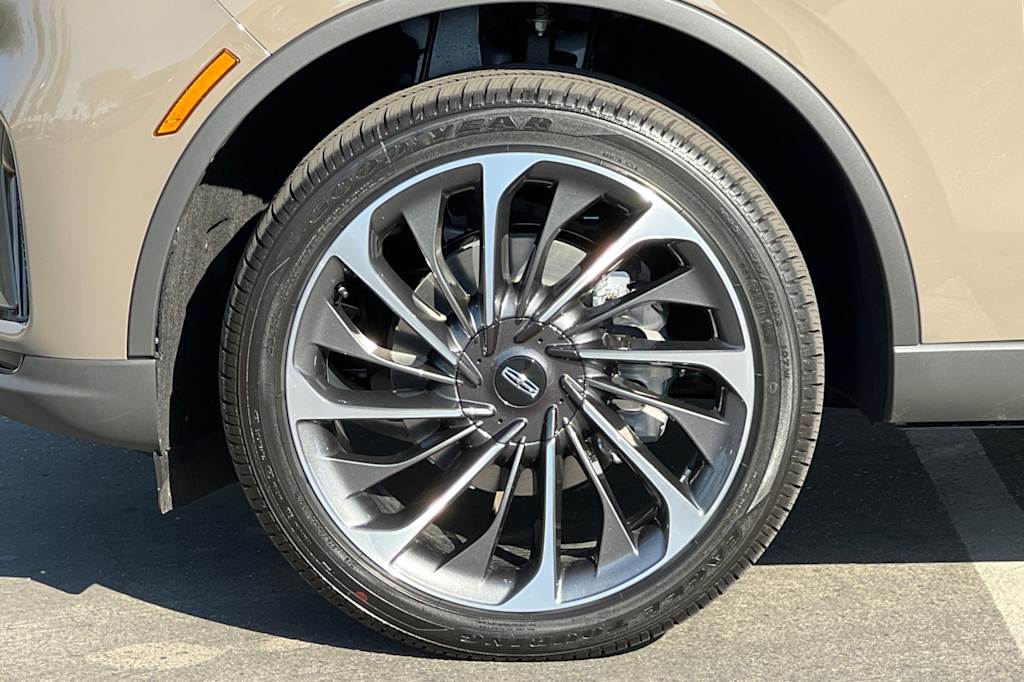 Thumbnail: 2026 Lincoln Aviator - 7