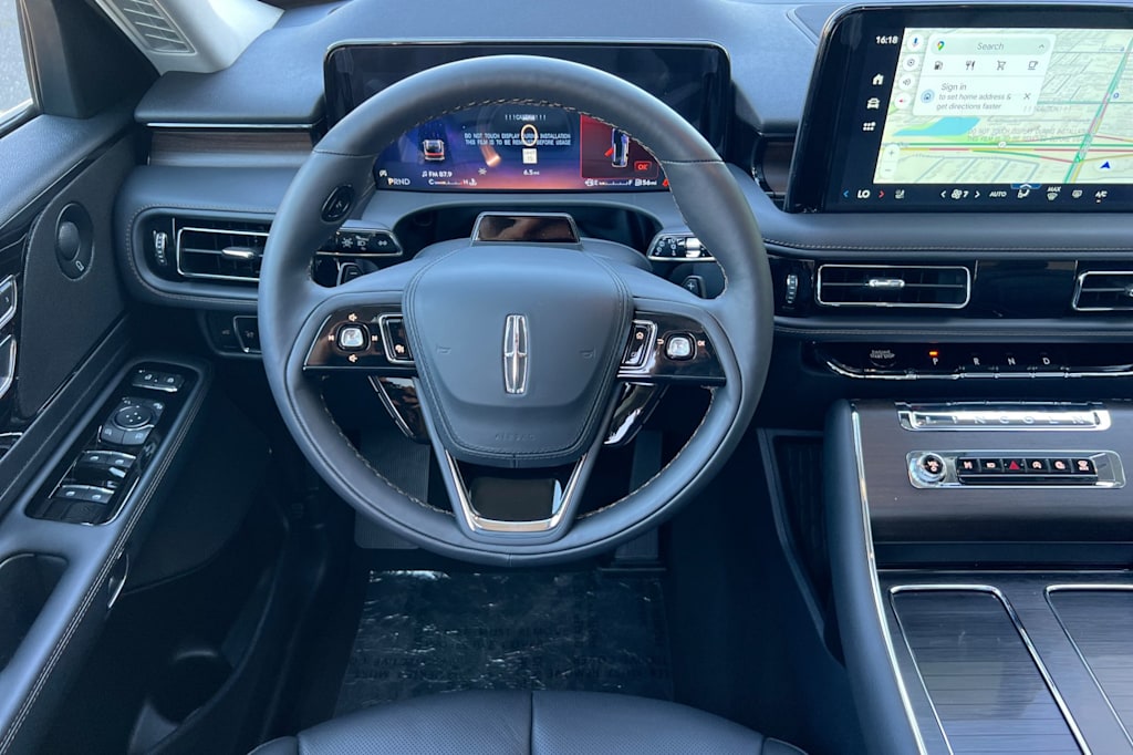 Thumbnail: 2026 Lincoln Aviator - 8