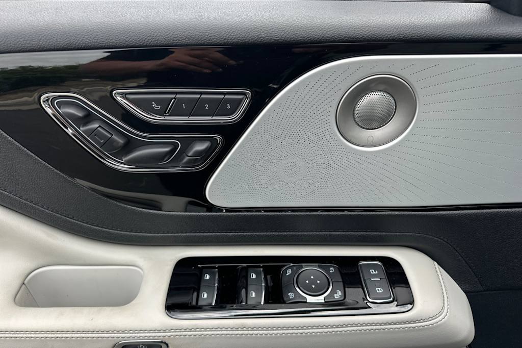 2025 Lincoln Aviator Reserve 19
