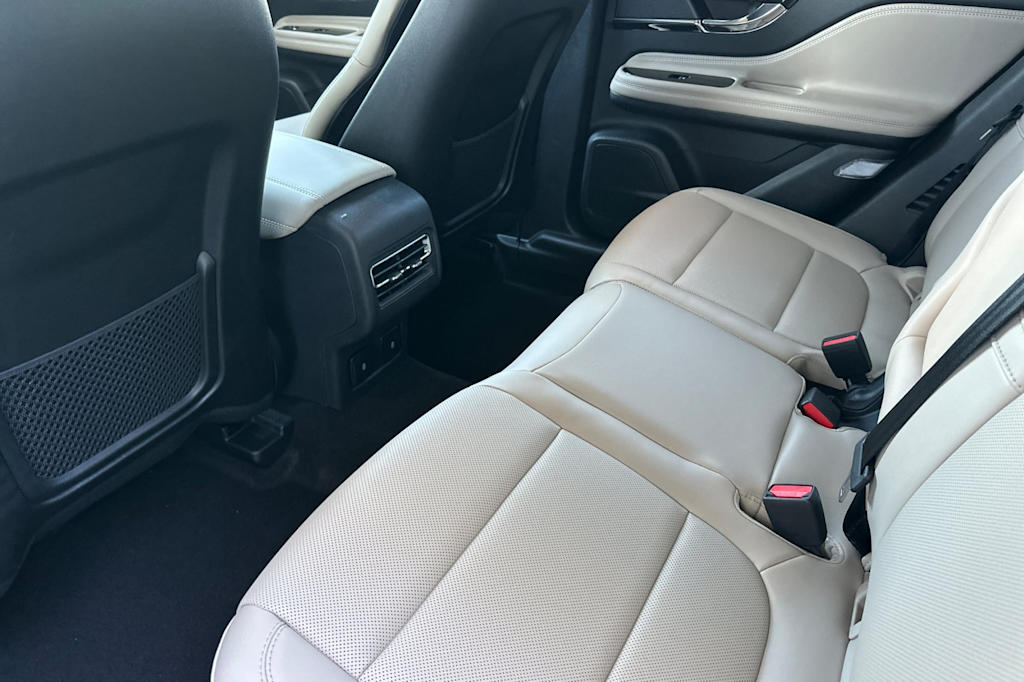 Thumbnail: 2025 Lincoln Corsair - 10