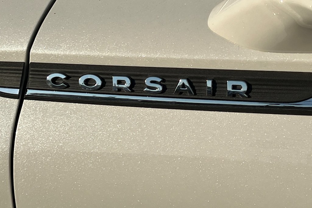 2025 Lincoln Corsair Premiere 7