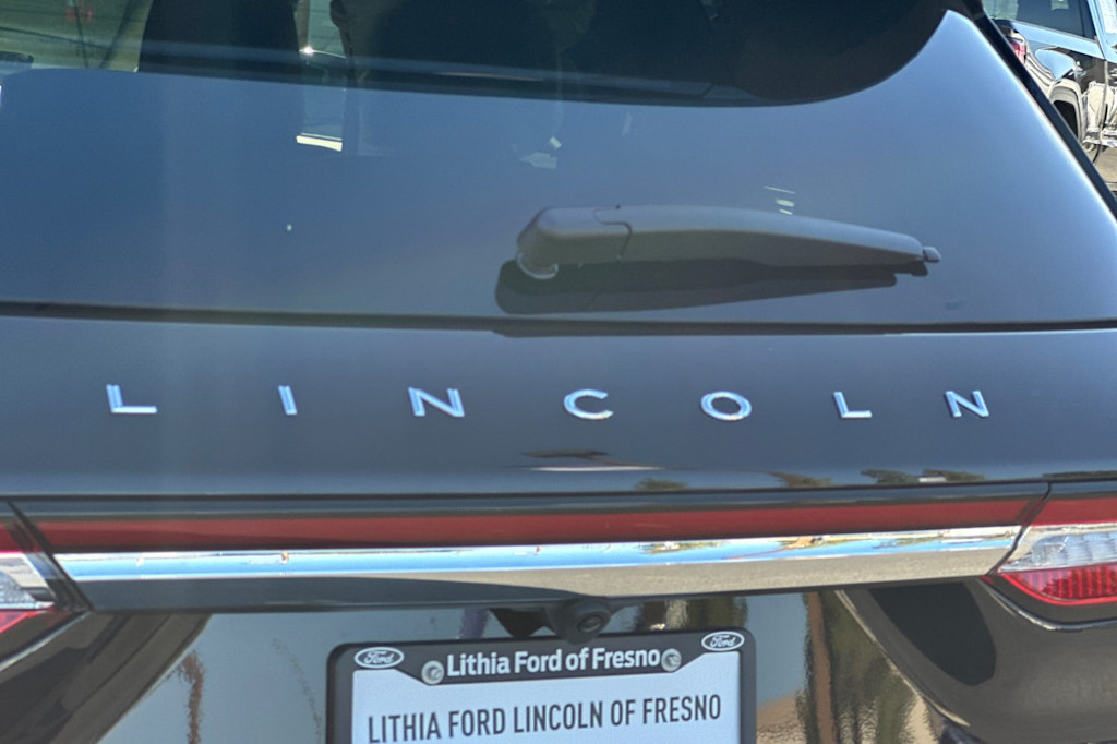 Thumbnail: 2025 Lincoln Corsair - 28