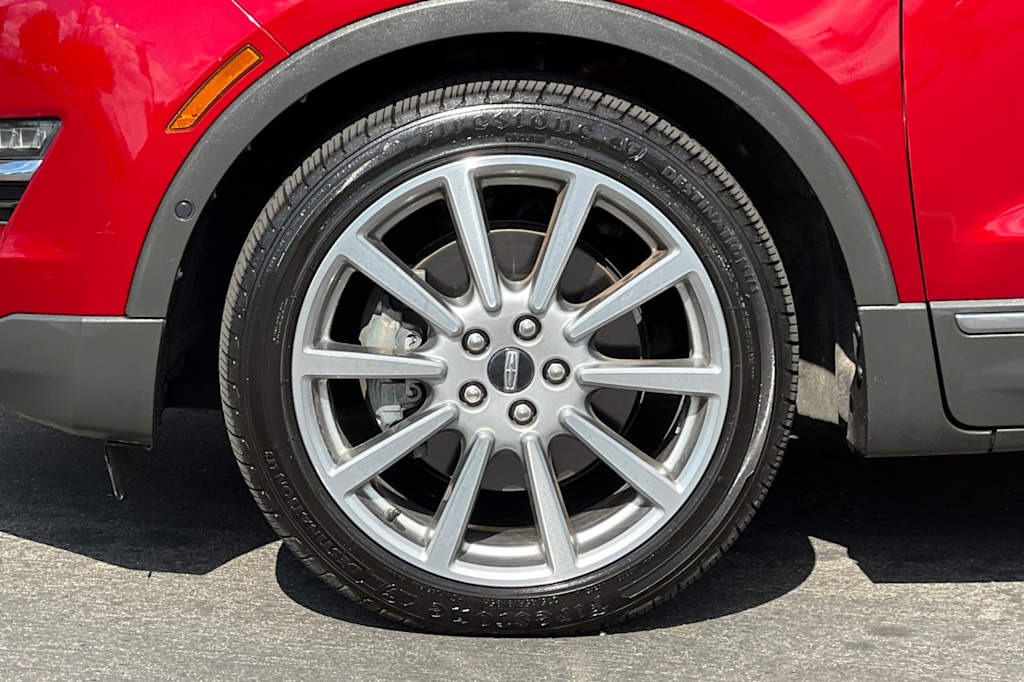 Thumbnail: 2019 Lincoln MKC - 8