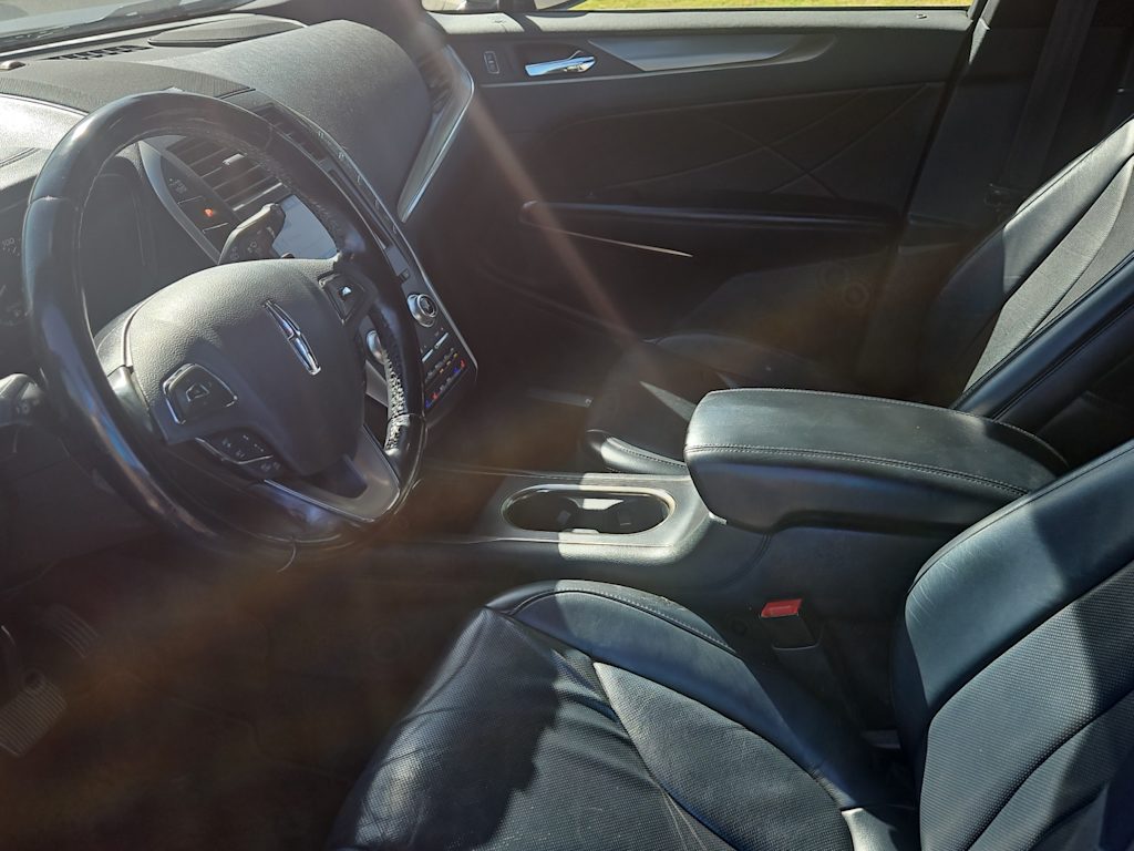 Thumbnail: 2018 Lincoln MKC - 20