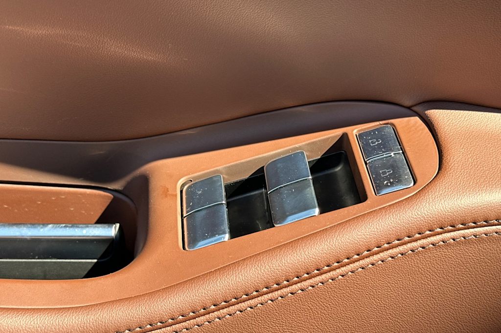 Thumbnail: 2026 Lincoln Navigator - 19