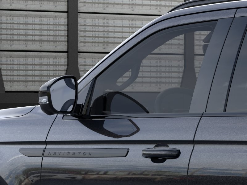 Thumbnail: 2026 Lincoln Navigator - 21