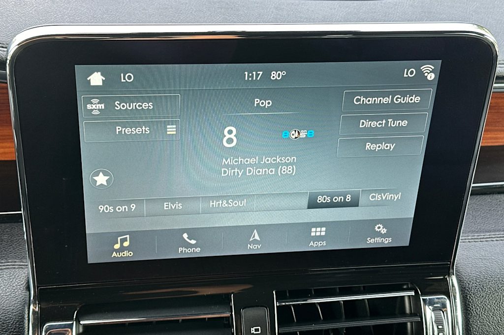 Thumbnail: 2018 Lincoln Navigator - 12