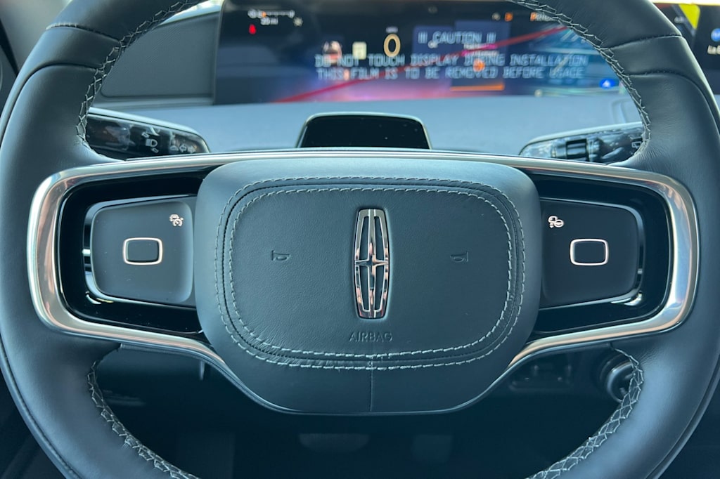 Thumbnail: 2026 Lincoln Navigator - 27