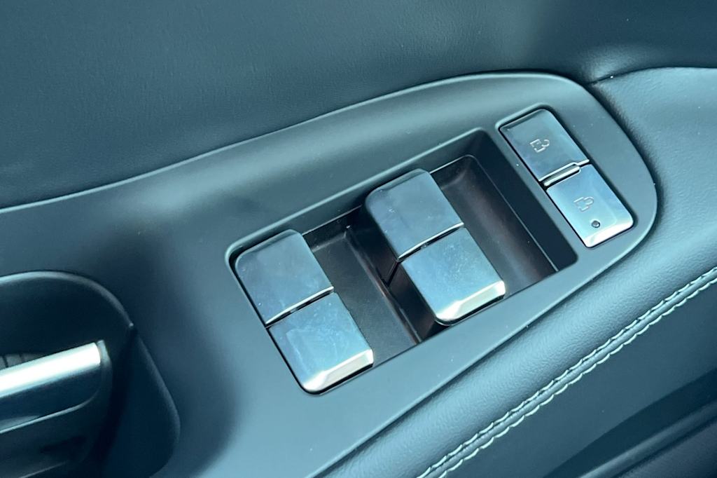 Thumbnail: 2026 Lincoln Navigator - 20