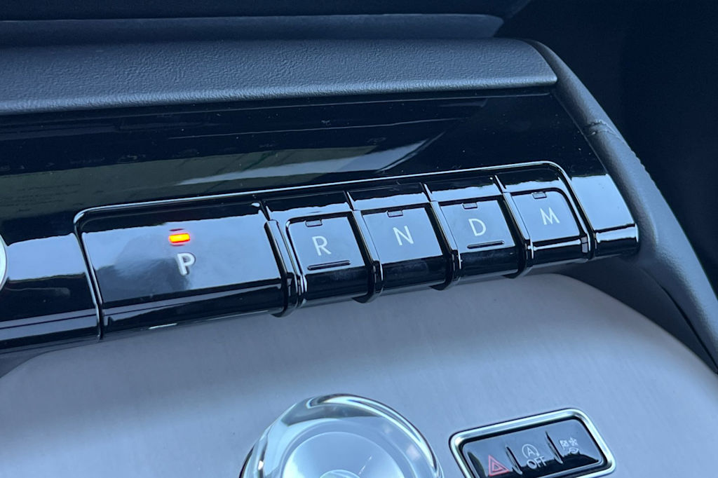Thumbnail: 2026 Lincoln Navigator L - 26
