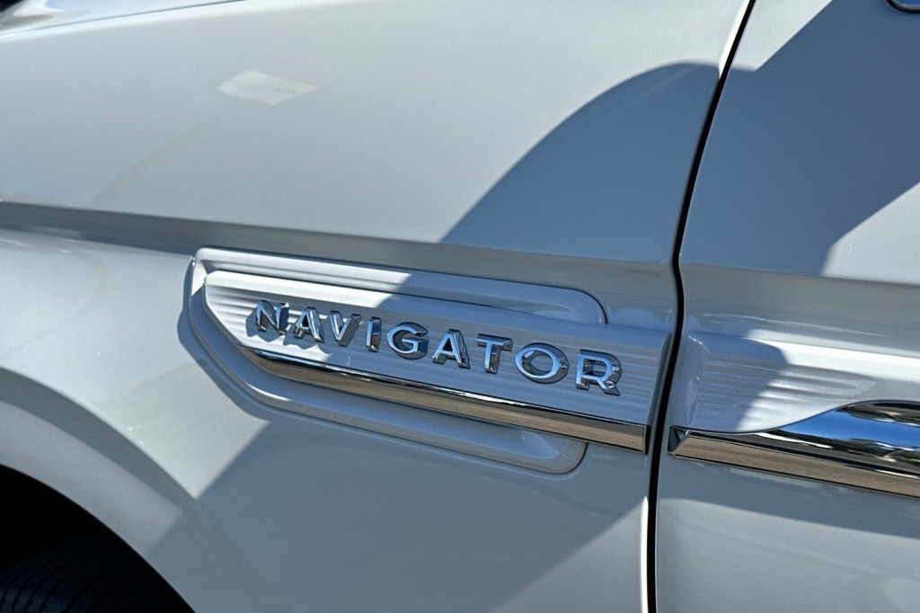 2024 Lincoln Navigator L Reserve 7