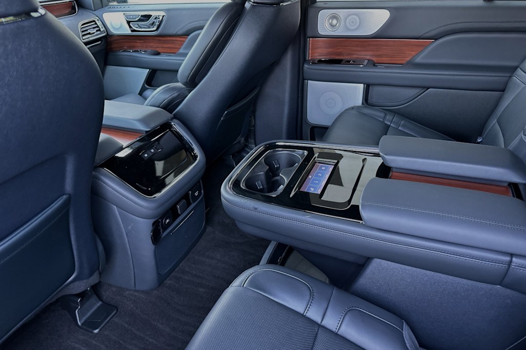 2024 Lincoln Navigator L Reserve 13