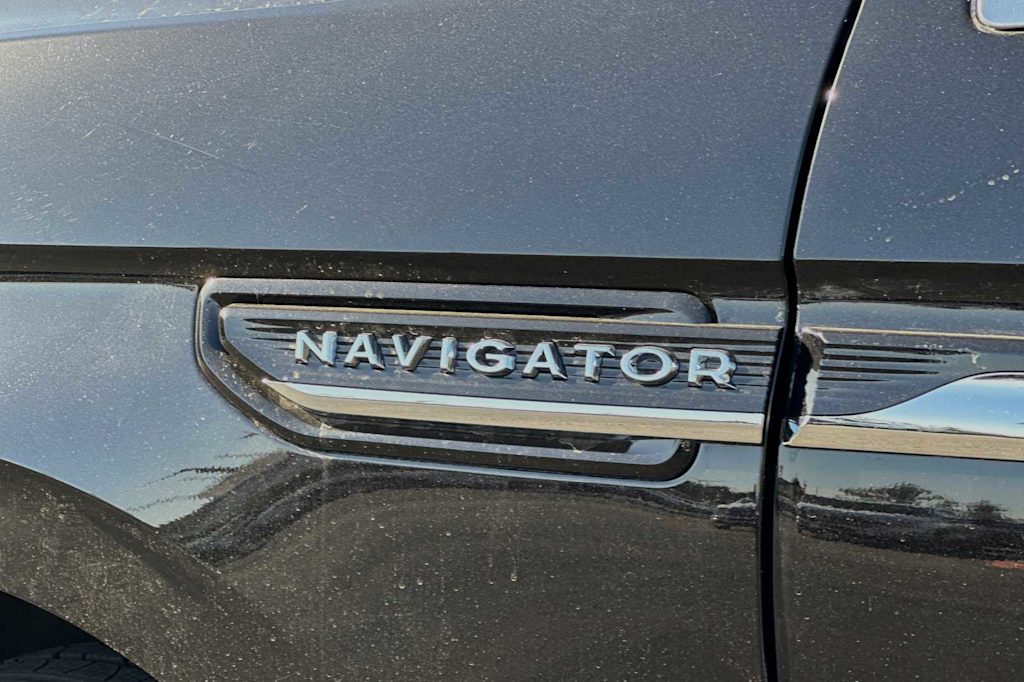 2024 Lincoln Navigator L Reserve 7