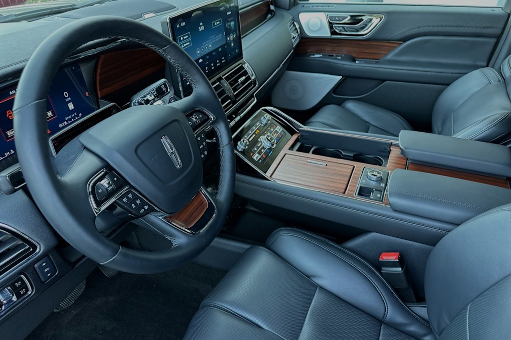 2024 Lincoln Navigator L Reserve 9