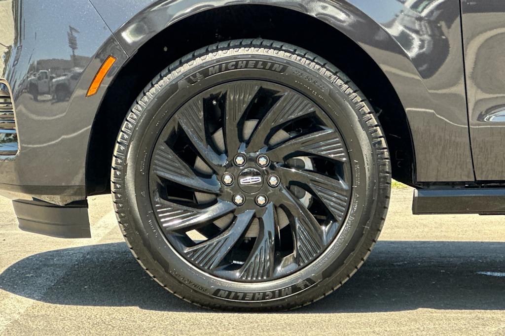 Thumbnail: 2026 Lincoln Navigator L - 8