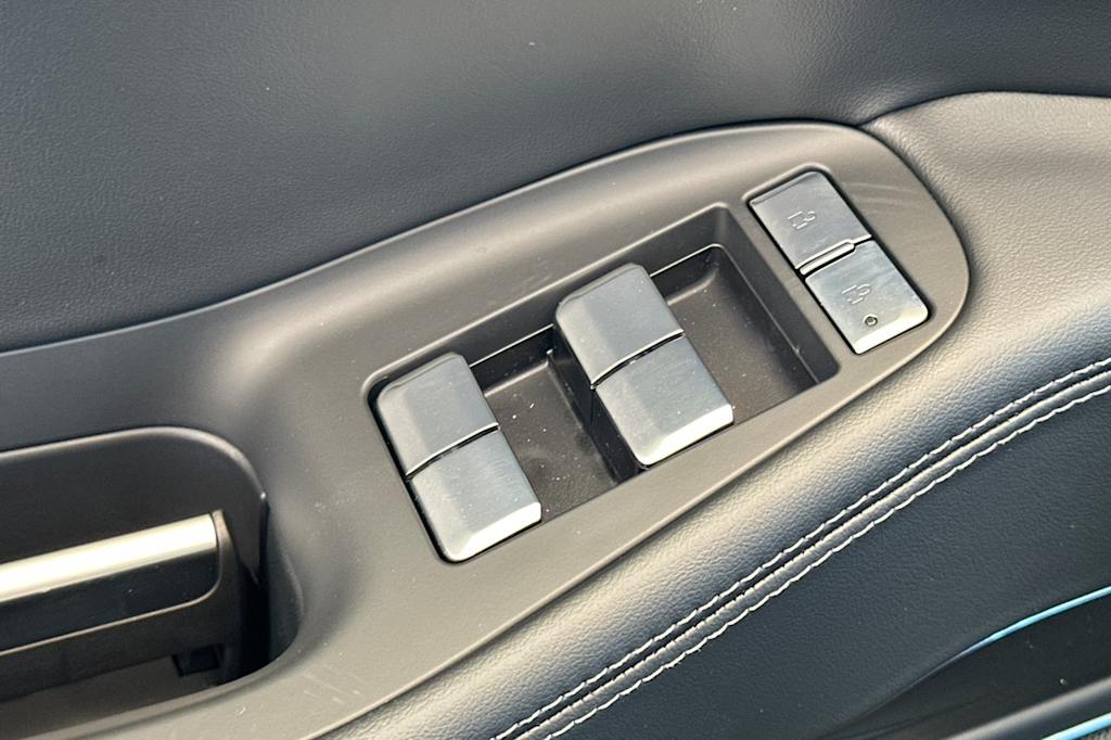Thumbnail: 2026 Lincoln Navigator L - 20