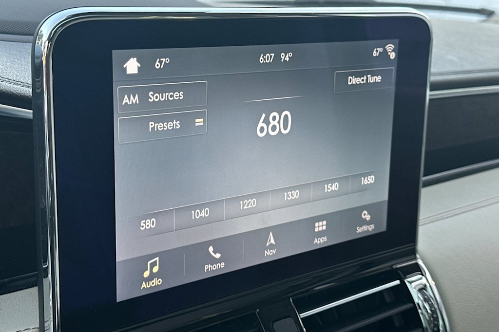 Thumbnail: 2018 Lincoln Navigator L - 14