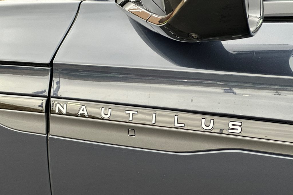 2024 Lincoln Nautilus Premiere 7